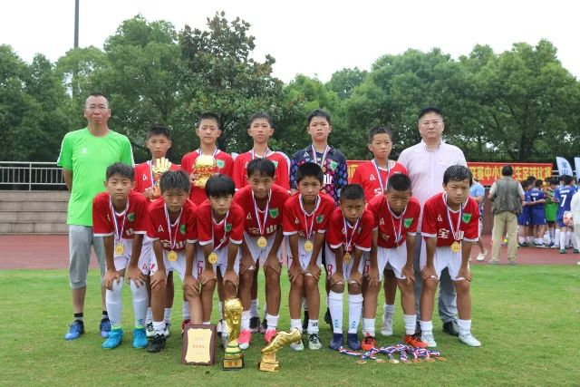 易建联两双琼斯空砍三双 广东力克吉林十连胜